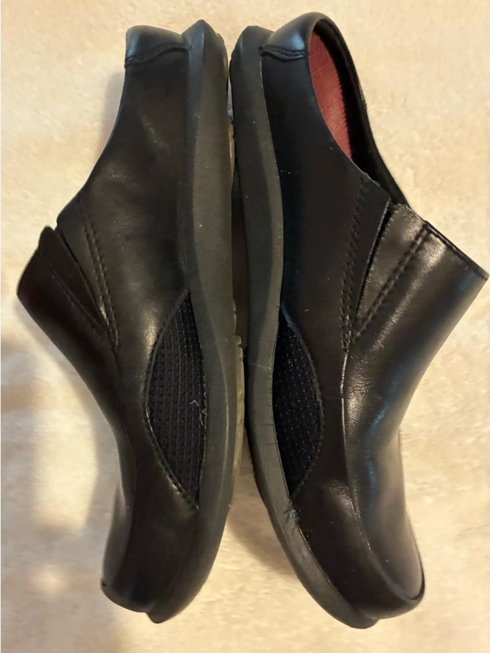 Merrell’s Black Quest Mules Slip-Ons, Size 6.5 - Picture 2 of 5